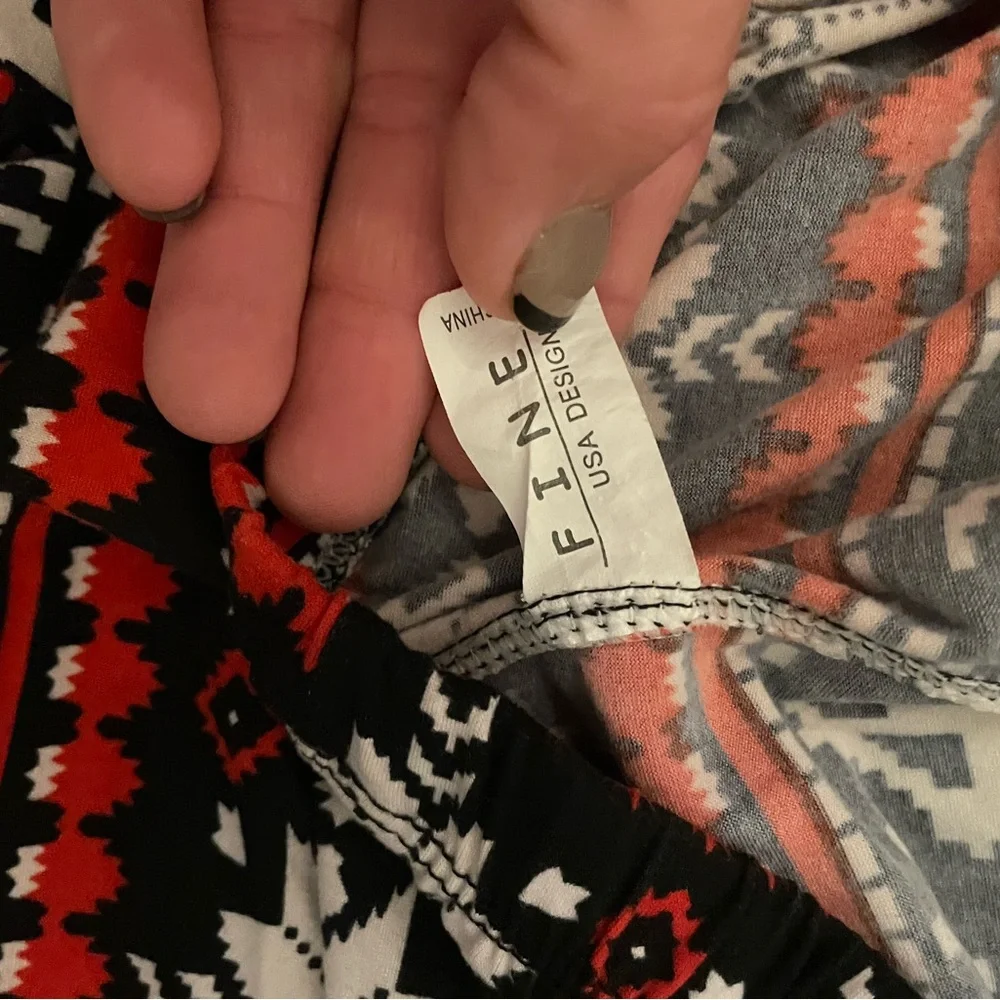 Festive Reindeer Patterned Leggings - Picture 2 of 2